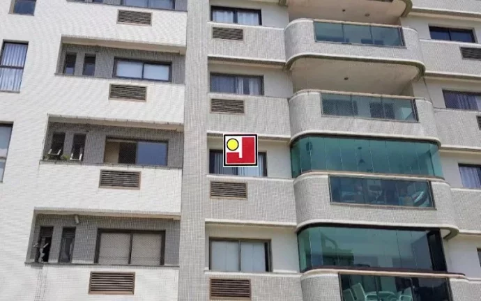 Imagem Vendo 1Q na Praia da Barra, 58m², decorado, 58m², 1 vaga, ônibus, clube, tenis, squash, churrasqueira, skate, sinuca, ginásio, futebol, segurança,pier