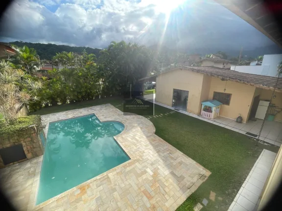 Imagem Casa em Condomínio para Venda em Ubatuba / SP no bairro Horto Florestal