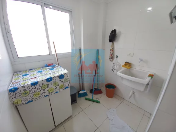Imagem Apartamento no Centro de Mongaguá - 2 Dormitórios (1 Suíte) - Varanda Gourmet - 1 Vaga de Garagem - R$ 345 mil, Cod: 350