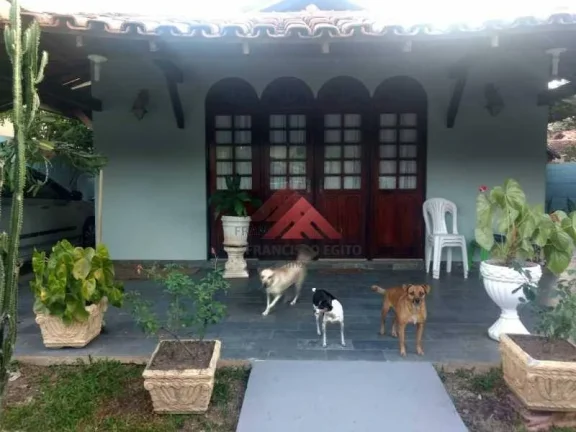 Imagem Casa com 3 dormitórios à venda, 145 m² por R$ 600.000,00 - Itaipu - Niterói/RJ