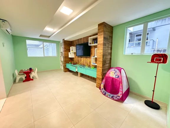 Imagem Apartamento mobiliado 2 vagas de garagem no Bom Retiro com fácil acesso para zona industrial !