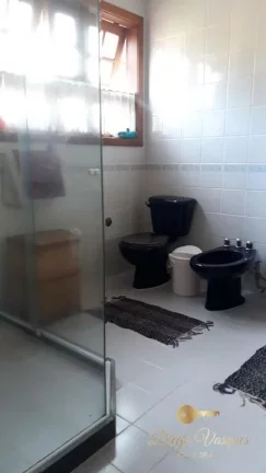 Imagem Casa em Condomínio para Venda em Teresópolis / RJ no bairro Quebra Frascos