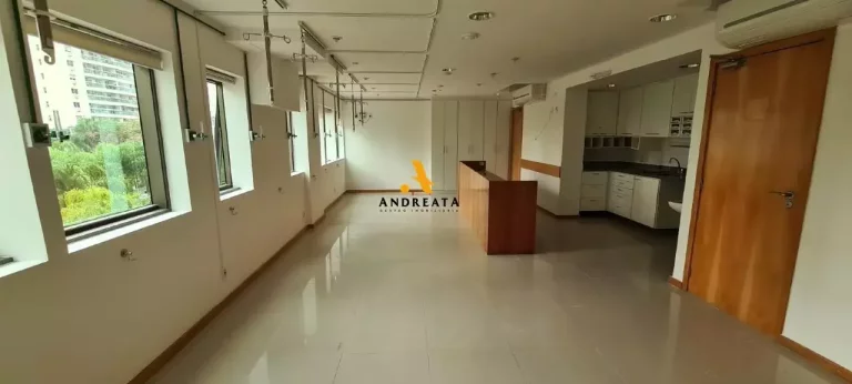 Imagem Barra da Tijuca - Sunplaza Offices - Alugo maravilhoso conjunto comercial, MONTADO COMO CLINICA , com 220m2 - R$16.000,00