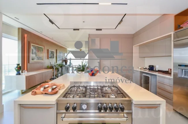 Imagem Apartamento lindíssimo na Rua Curitiba em frente ao parque do Ibirapuera com 332m².