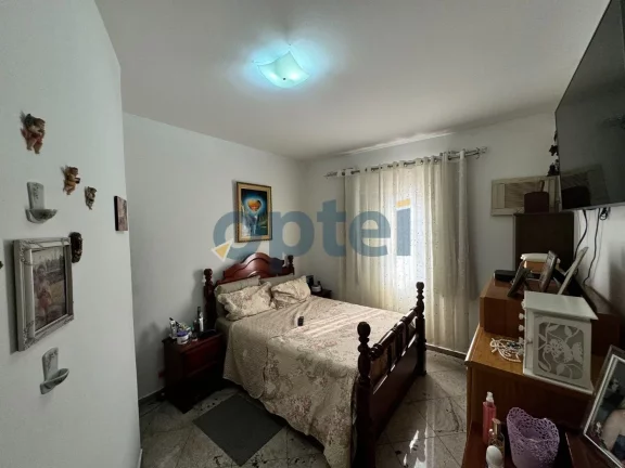 Imagem CASA COM 270,00 M², BAIRRO SANTO ANTONIO, 03 DORMITÓRIOS SENDO 01 SUITE -SÃO CAETANO DO SUL.
