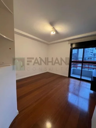 Imagem Apartamento de luxo no coração de São Paulo: 3 quartos, 3 suítes, 3 salas, 5 banheiros, 3 vagas de garagem, 170m² no Itaim Bibi.