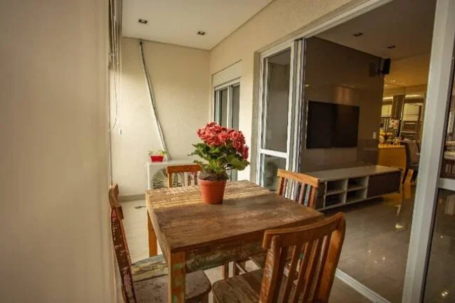 Imagem Apartamento Lindo 96 m² 3 Dormitórios e 3 Vagas no Bairro Vila Valparaíso