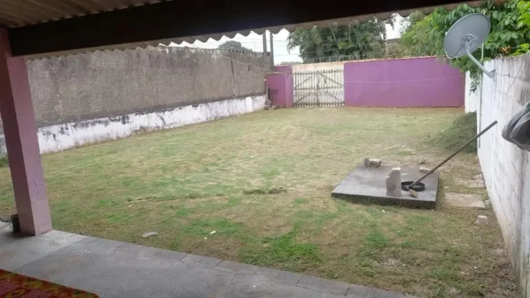 Imagem Casa para Venda em Itanhaém, Bopiranga, 1 dormitório, 1 banheiro, 5 vagas