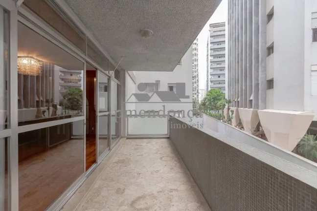 Imagem Apartamento residencial à venda em Higienópolis, 3 quartos e 2 vagas.