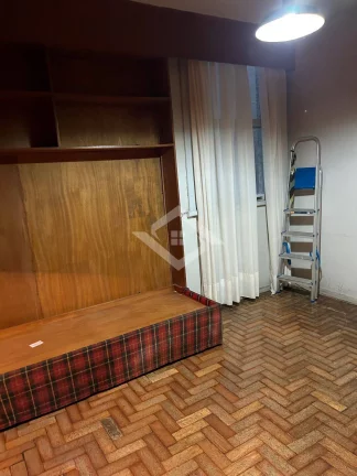 Imagem Apartamento Exclusivo à Venda em Copacabana: 330m², 4 Quartos, Sol da Manhã