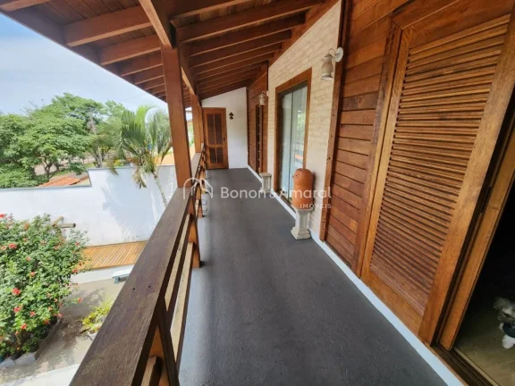 Imagem Imóvel espaçoso para comprar, confira esta ótima opção com 5 quartos, sendo 1 suíte, e 3 banhe...