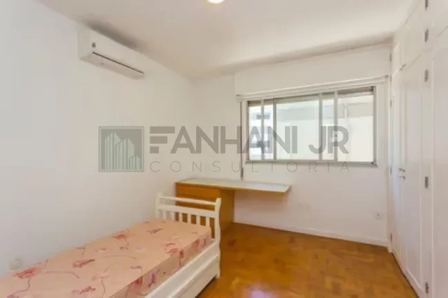 Imagem Imperdível! Apartamento à venda no Jardim Paulista São Paulo-SP: 3 quartos, 1 suíte, 2 salas, 4 banheiros, 2 vagas, 230m².