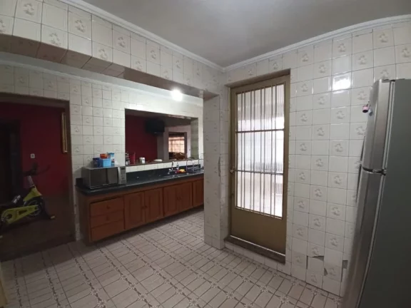 Imagem Sobrado com 5 dormitórios à venda, 502 m² por R$ 1.200.000,00 - Centro - Poá/SP