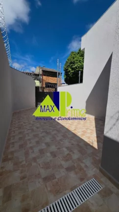 Imagem SOBRADO FRONTAL63,30M²/02 DORMITÓTRIOS/02 WC/01 VAGA