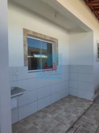 Imagem Casa a apenas 800 metros da deslumbrante praia de Mongaguá, 299mil
