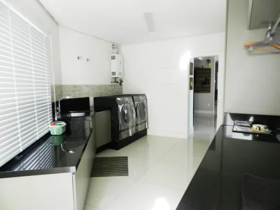Imagem Casa com 5 suítes João Paulo