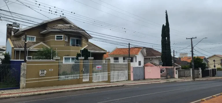 Imagem CASA com 3 dormitórios à venda com 436.8m² por R$ 1.590.000,00 no bairro Jardim Carvalho - PONTA GROSSA / PR