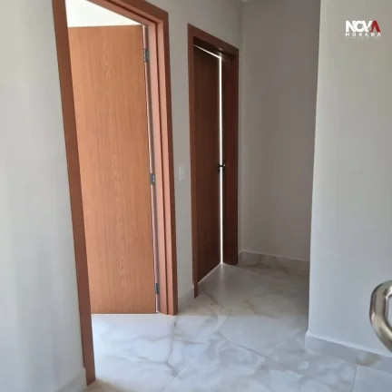 Imagem Sabe aquela casa que parece ter saído de um sonho de fim de semana perfeito? Pois é, ela existe! E...