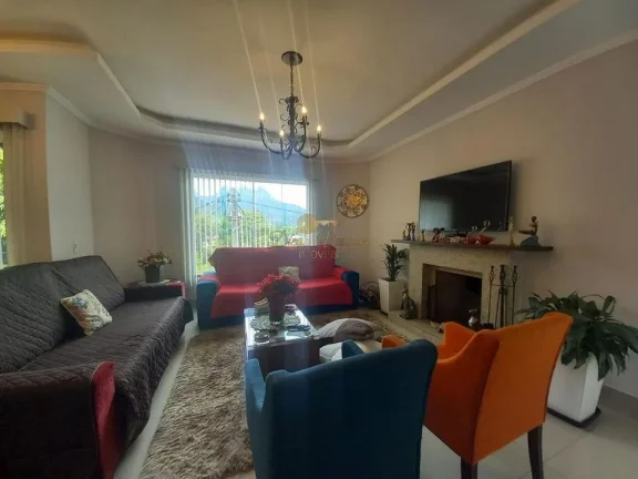 Imagem Casa em Condomínio para Venda em Teresópolis / RJ no bairro Vargem Grande