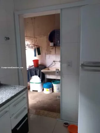 Imagem Casa para Venda em Limeira, JARDIM OURO VERDE, 3 dormitórios, 1 banheiro, 1 vaga