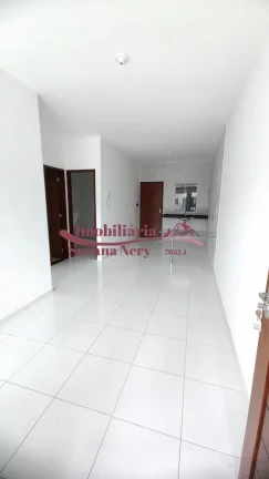 Imagem CASA À VENDA COM 2 QUARTOS EM CONDOMÍNIO