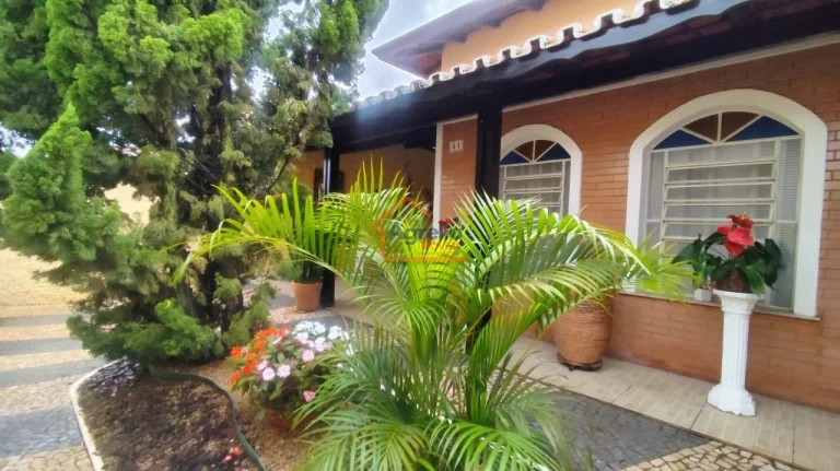 Imagem Casa à venda no bairro Saúde - Mogi Mirim/SP