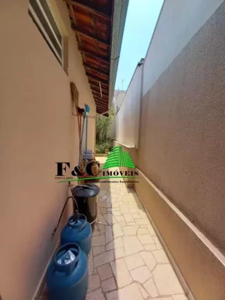 Imagem Casa para Venda em Limeira, Vila Rocha, 3 dormitórios, 1 suíte, 3 banheiros, 2 vagas