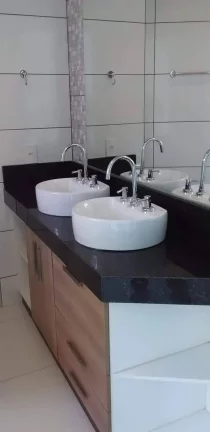 Imagem VENDO ESTA LINDA COBERTURA COM VISTA INDEVASSÁVEL. NOVA FRIBURGO.