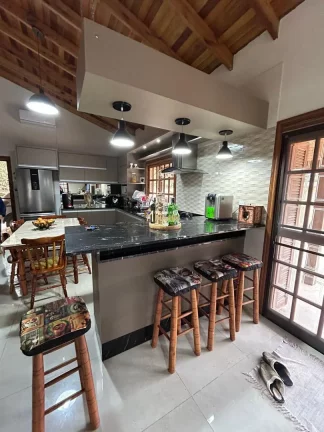 Imagem Sítio com 7 Dormitorio(s) localizado(a) no bairro Tarumã em Viamão / Rio Grande do Sul Ref.:57580477
