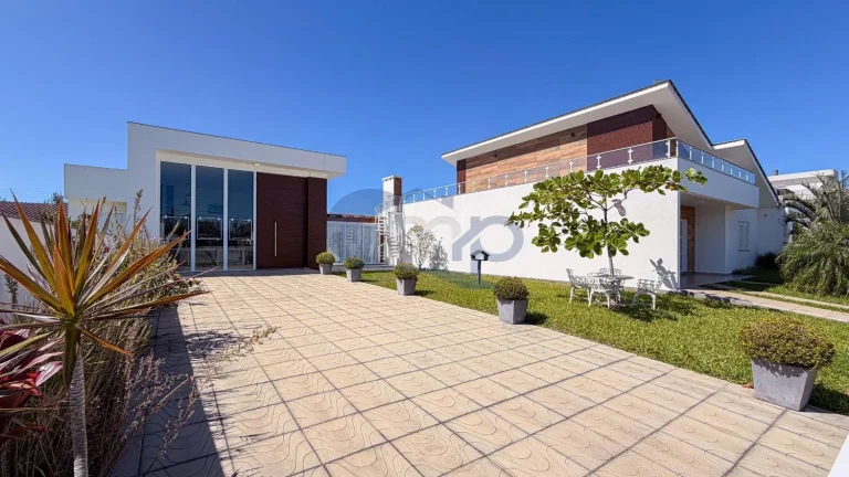 Imagem Casa a venda com 3 dormitorios na Bela Torres em Passo de Torres/SC