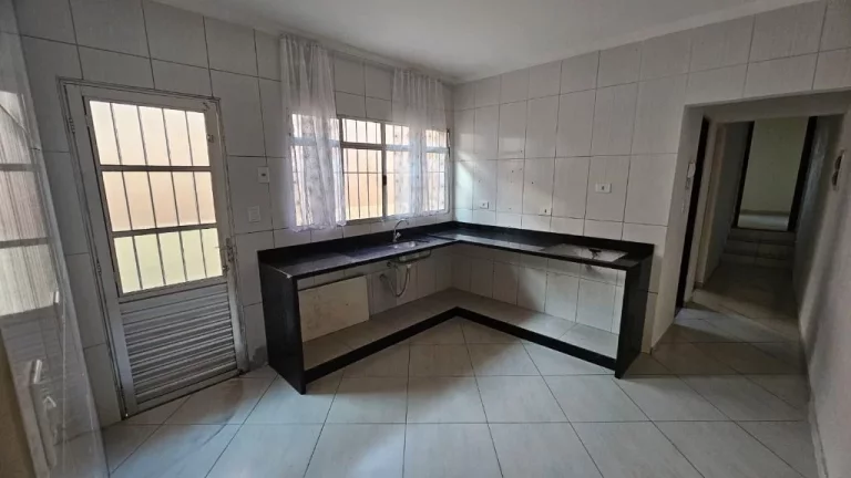 Imagem Casa com 3 dormitórios, 113 m² - venda por R$ 550.000,00 ou aluguel por R$ 2.700,00/mês - Alto Ipiranga - Mogi das Cruzes/SP