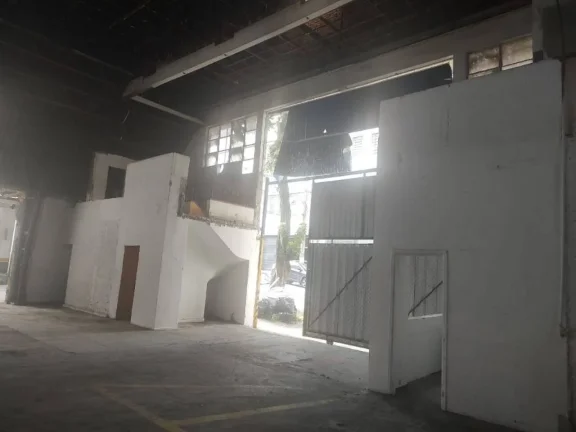 Imagem Galpão para Alugar com 944m² e 70 vagas!!!