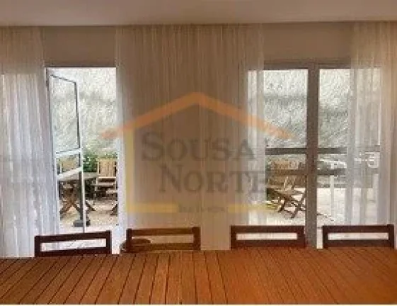 Imagem Apartamento com 1 dormitório, cozinha, banheiro, 26m².

Condomínio com lavanderia, salão de fest...