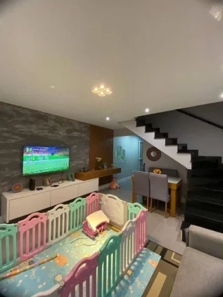 Imagem Sobrado com 2 dormitórios à venda, 117 m² por R$ 690.000,00 - Jardim Santa Mena - Guarulhos/SP