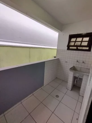 Imagem Casa com 1 dormitório para alugar, 60 m² por R$ 1.490,00/mês - Cidade São Jorge - Santo André/SP