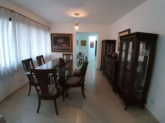 Imagem APARTAMENTO AMPLO, 1 QUADRA DA PRAIA DE PITANGUEIRAS, SÃO 3 SUÍTE DORMTÓRIOS, COM LAZER E DUAS VAGAS