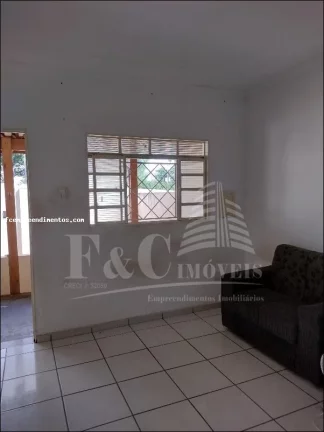 Imagem Casa para Venda em Limeira, Parque Residencial Belinha Ometto, 3 dormitórios, 2 banheiros, 2 vagas