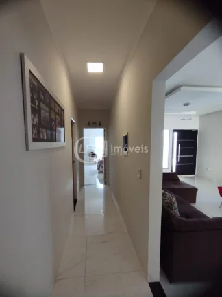 Imagem Casa à venda em Campo Grande-MS, bairro Panorama: 2 quartos, 1 suíte, 3 salas, 2 banheiros, 4 vagas de garagem, 266m².