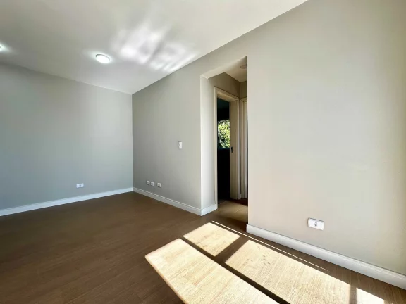 Imagem Apartamento com 2 dormitórios e 1 vaga de garagem em Santo Antônio - São José dos Pinhais