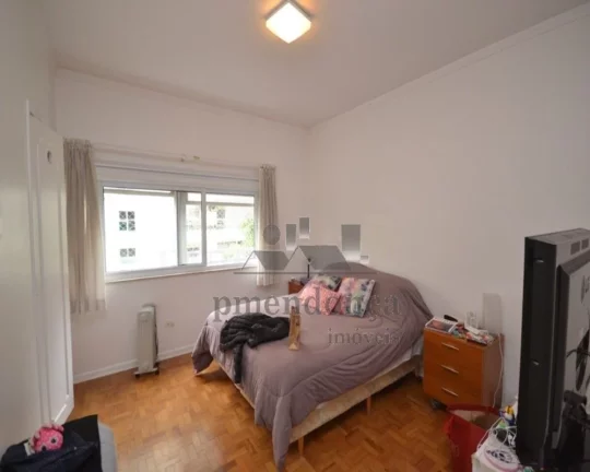 Imagem Lindíssimo apartamento, totalmente reformado, moderno, espaçoso, living para dois ambientes, varan...