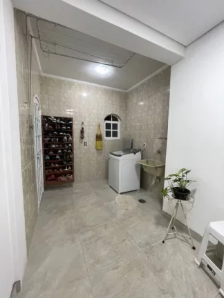 Imagem Sobrado com 3 dormitórios à venda, 205 m² por R$ 745.000,00 - Cidade Edson - Suzano/SP