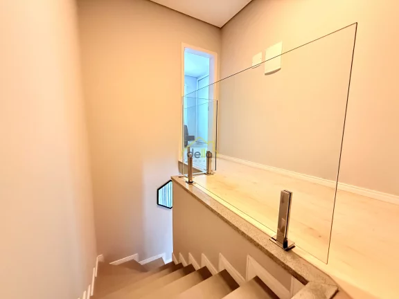 Imagem Sobrado em condomínio fechado vendido mobiliado Porteira fechada !!!