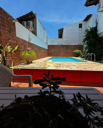 Imagem Casa Duplex, espaçosa e localização privilegiada na Mata da Praia!!