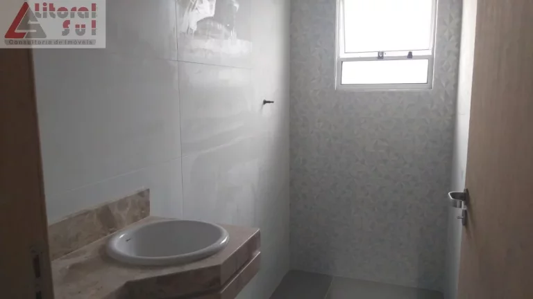 Imagem CASA RESIDENCIAL em PRAIA GRANDE - SP, MARACANÃ