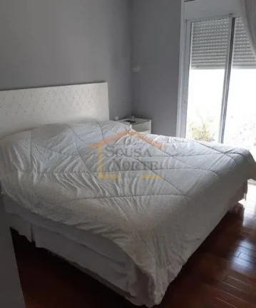 Imagem Apartamento de 146m² com 4 dormitórios, sendo 3 suítes.Totalmente decorado, com piso de madeira, ...