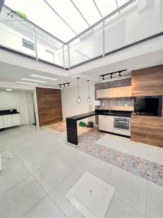 Imagem Casa de condomínio com 3 quartos, 205.00m2, à venda