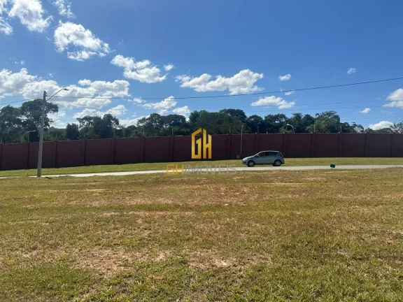 Imagem TE0096Lote com 276m2 no Jardins Capri -Rua privilegiada com 8 moradores-Sem vizinho na frente (sÃ³ Ã...