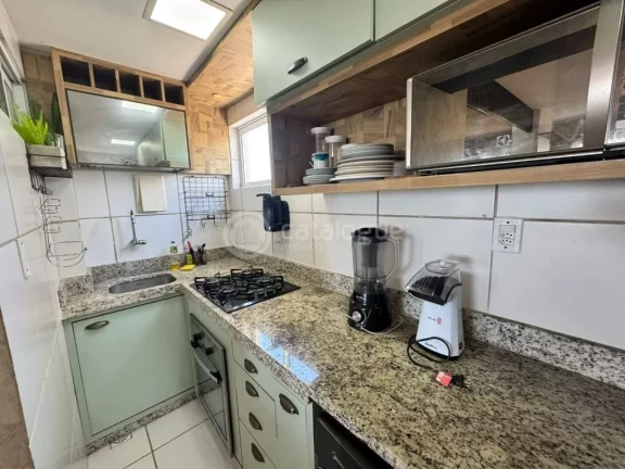Imagem Aluguel de apartamento mobiliado com 2 quartos sendo 1 suíte