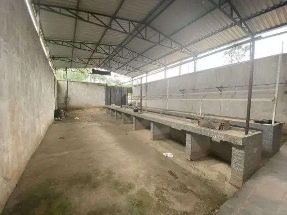 Imagem Venda ou Aluguel de dois Galpões na BR-040. Excelente oportunidade para investimento!