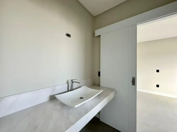 Imagem Casa em Condominio 3 Dormitórios - Bairro Zona Nova
